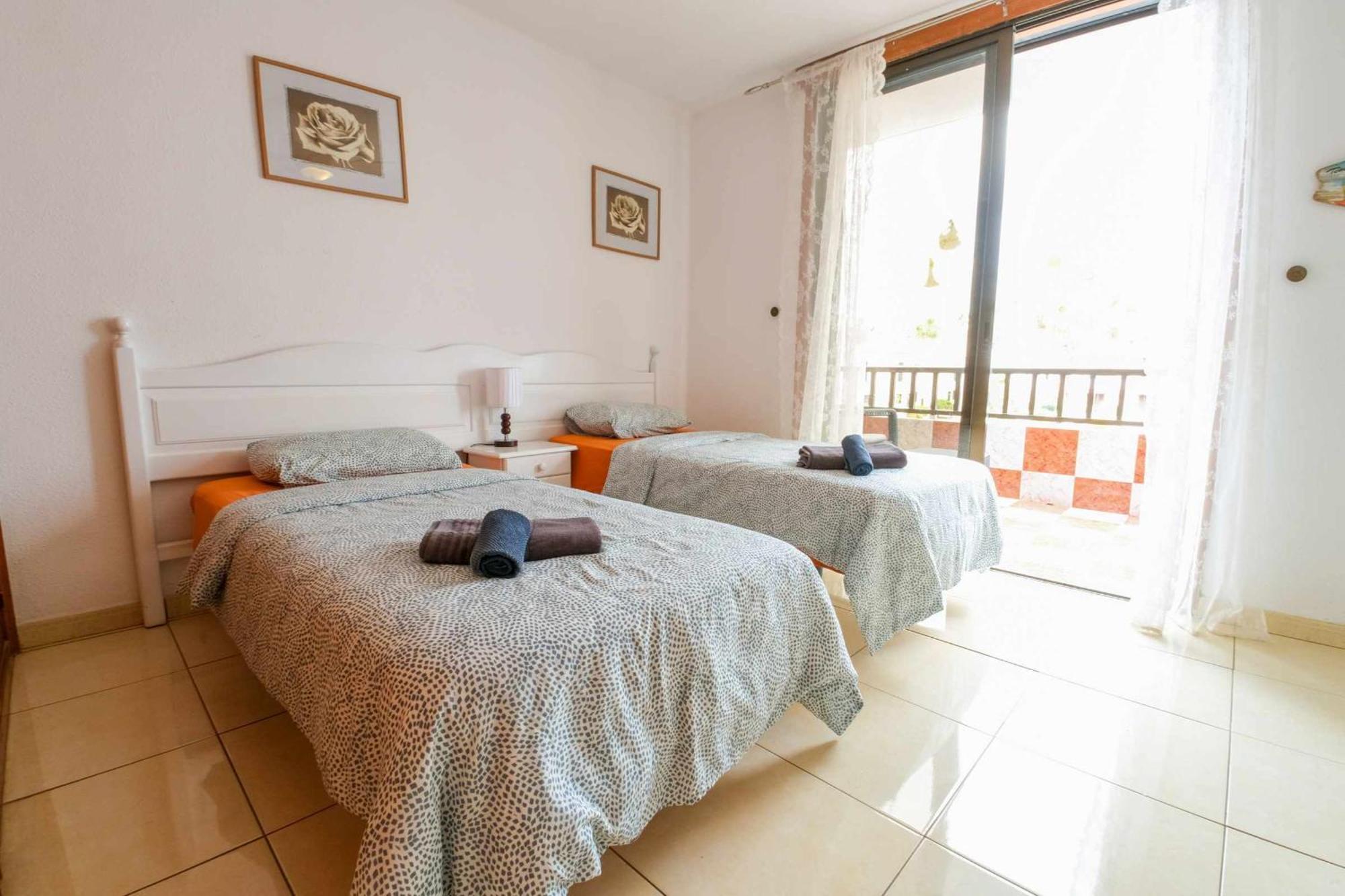 Parque Santiago I 242 By Tenerife Rental & Sales Playa de las Americas  Exterior foto